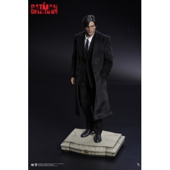 INART The Batman Bruce Wayne 1/6 Scale Collectible Figure Standard Edition